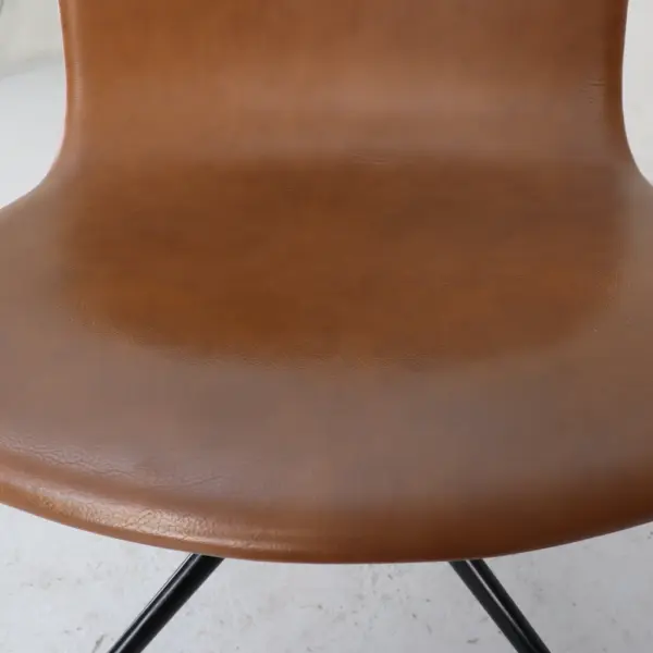 Konferensstol About a Chair på hjul Hay Black, Brown