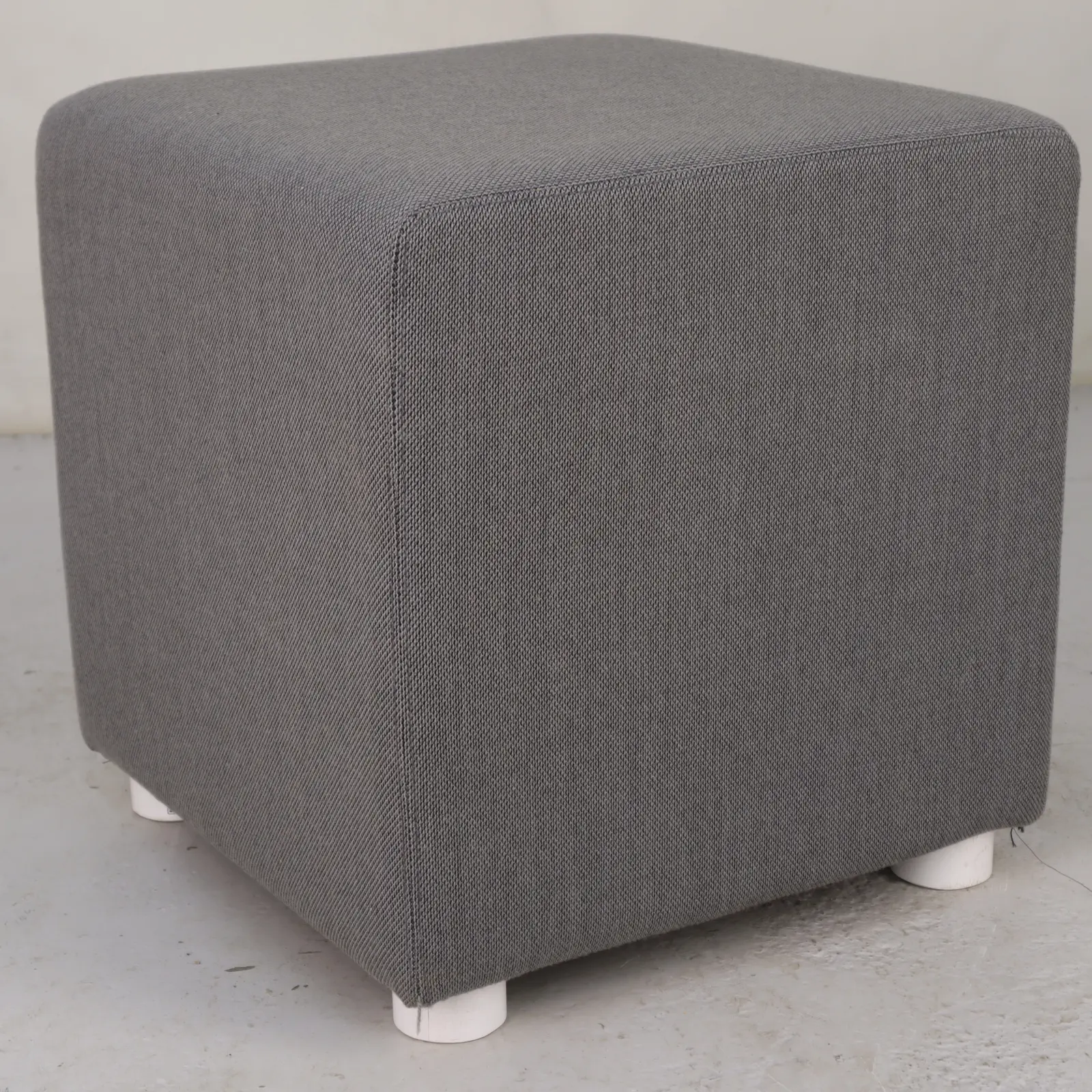 Sittpuff / Fotpall B-bitz Johanson Design Grå