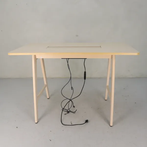 Konferensbord / Barbord A-serien SA Möbler 