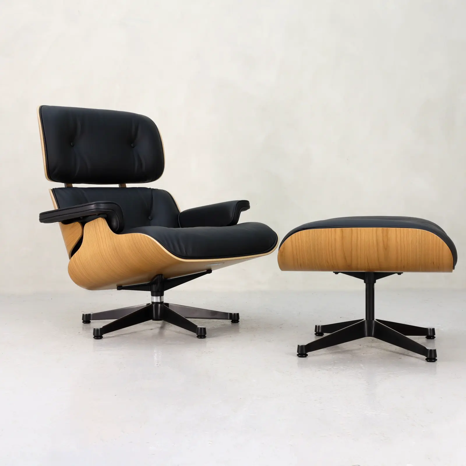 Fåtölj Lounge Chair Ottoman Vitra 