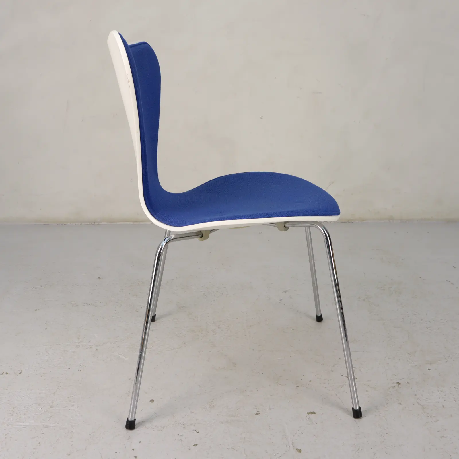 konferensstol sjuan  Fritz Hansen Blue, White