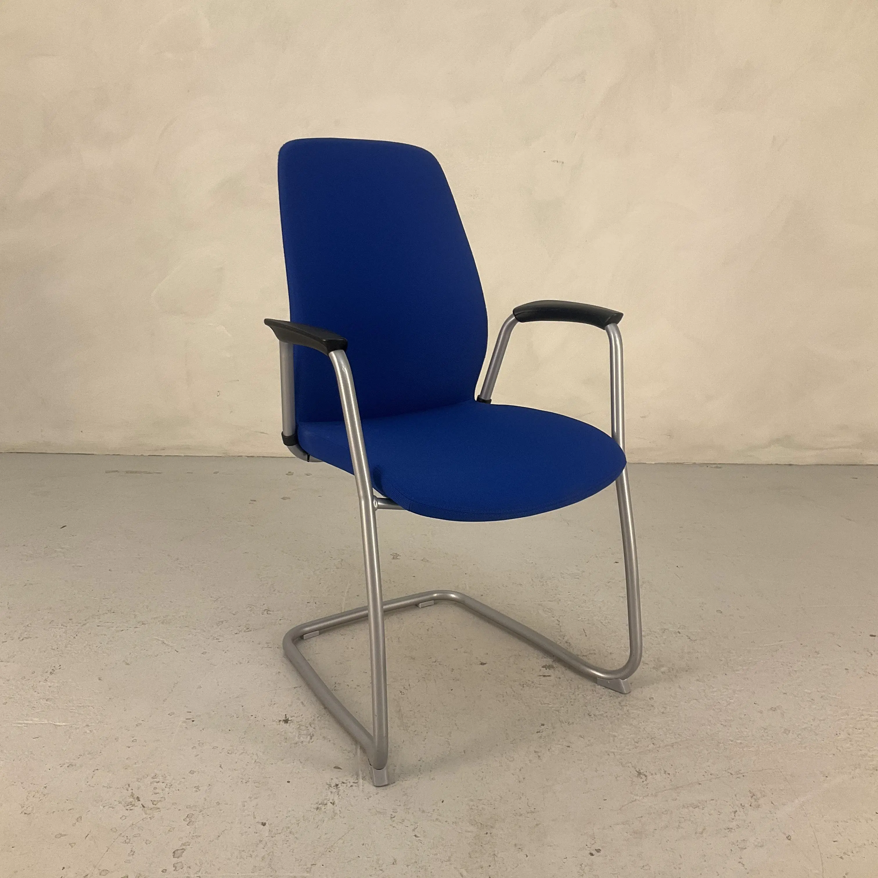 Konferensstol 5000 CV Kinnarps Blue, Gray