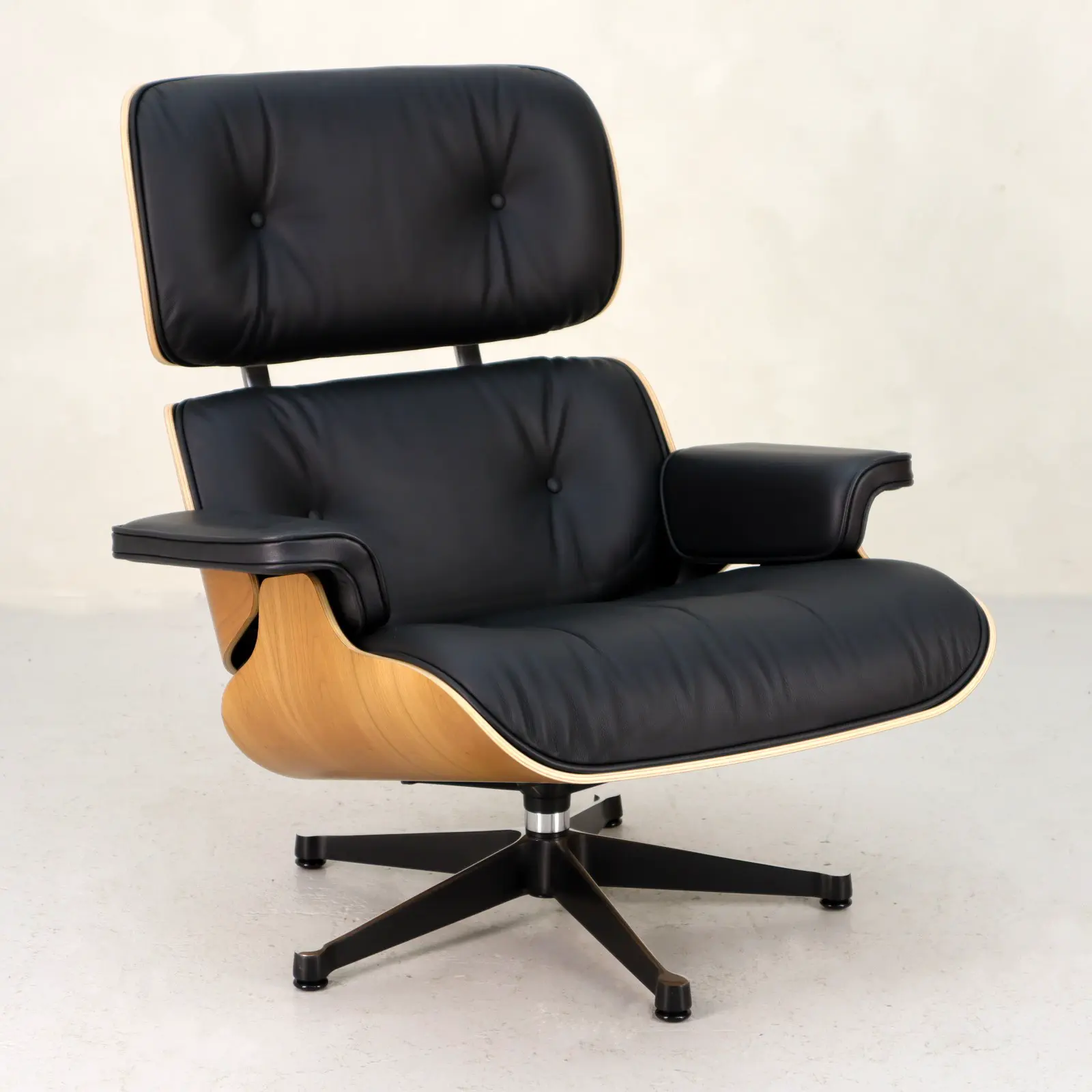 Fåtölj Lounge Chair Ottoman Vitra 