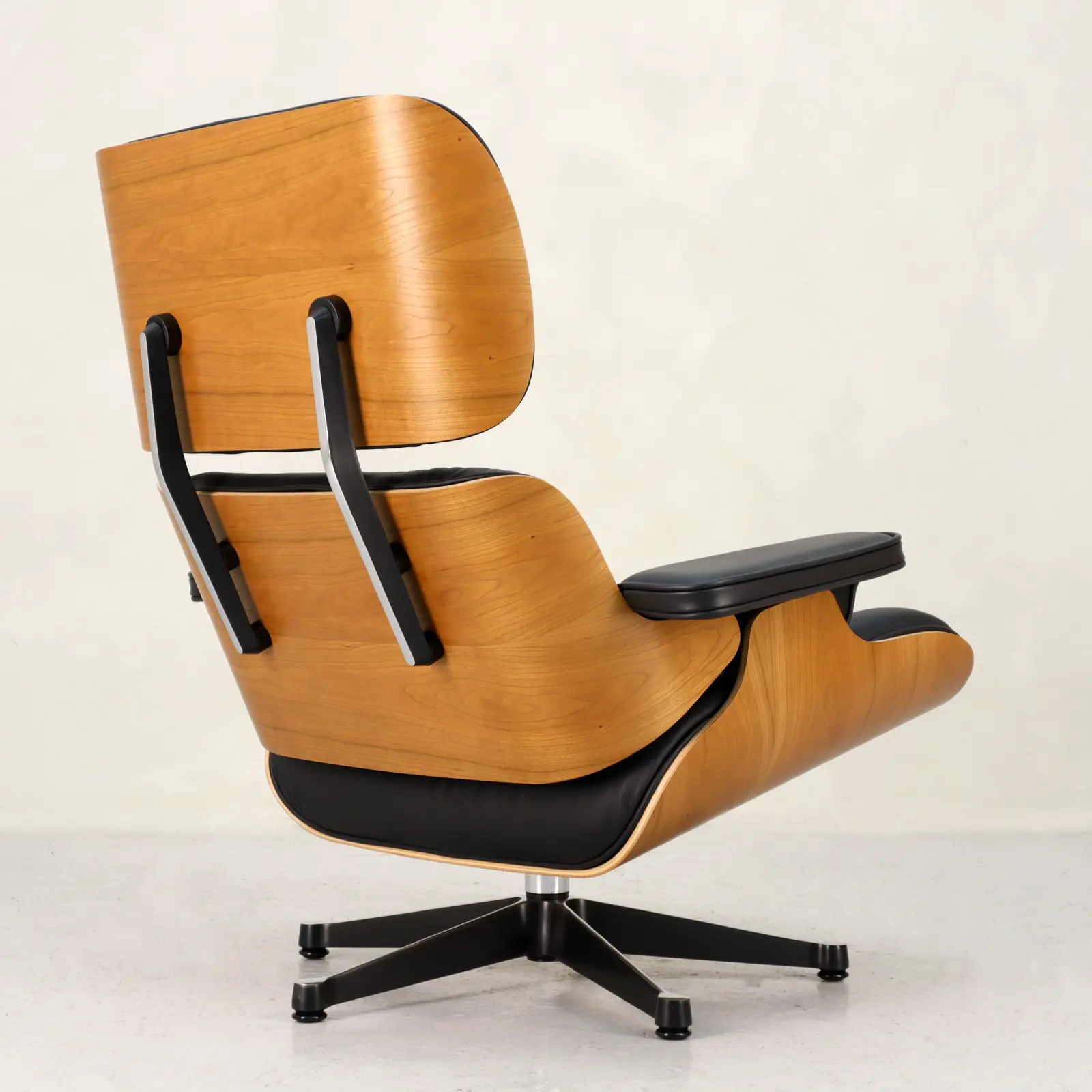 Fåtölj Lounge Chair Ottoman Vitra 