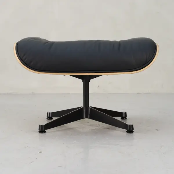 Fåtölj Lounge Chair Ottoman Vitra 