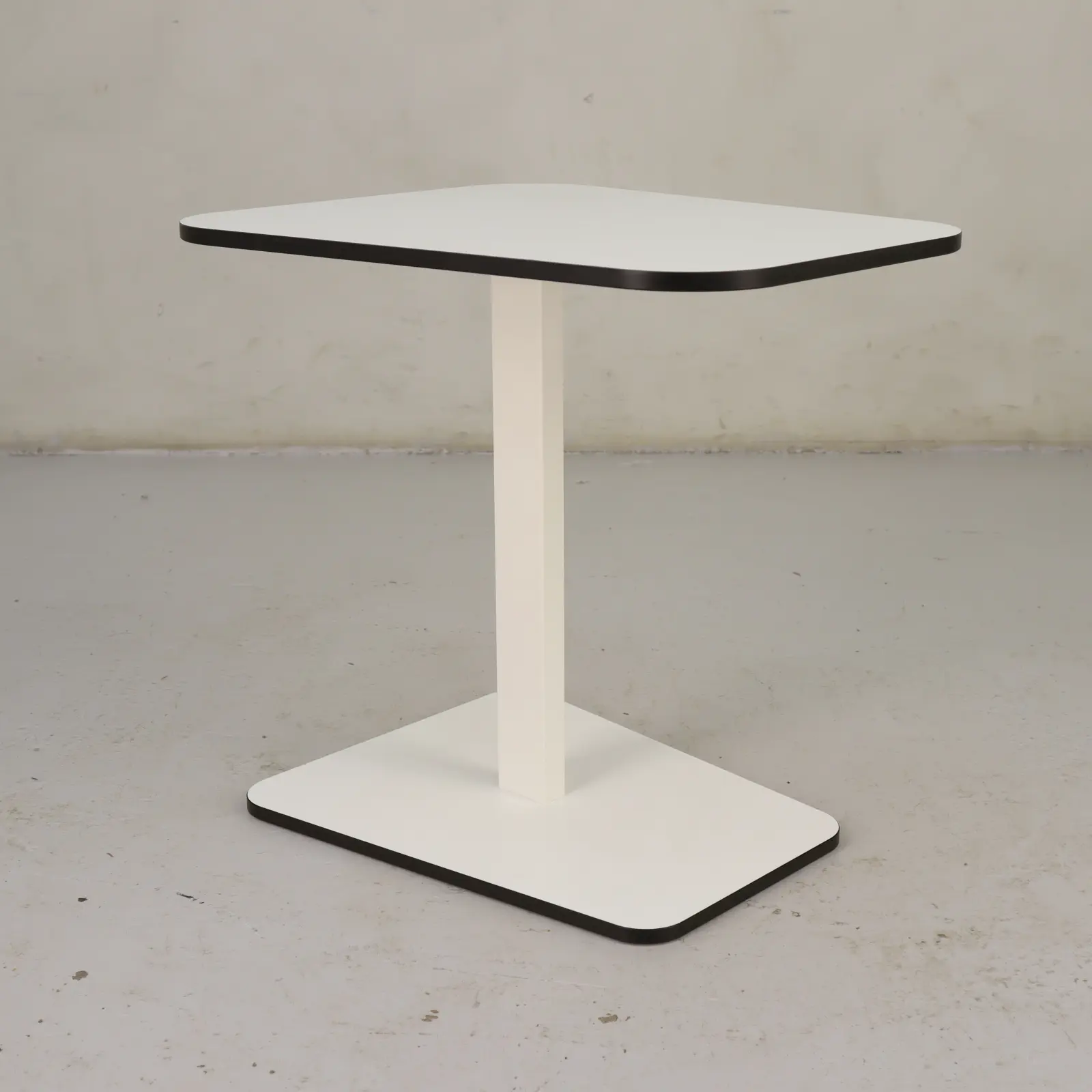 Soffbord Race Table Johanson Design Svart, Vitt