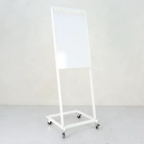 Whiteboard på hjul magnetisk  White