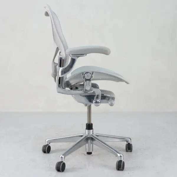 Kontorsstol Aeron Medium Herman Miller Grå