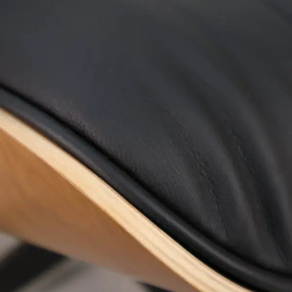 Fåtölj Lounge Chair Ottoman Vitra 