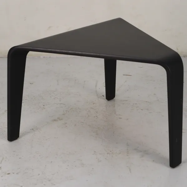 Soffbord Ply Table Arper Black