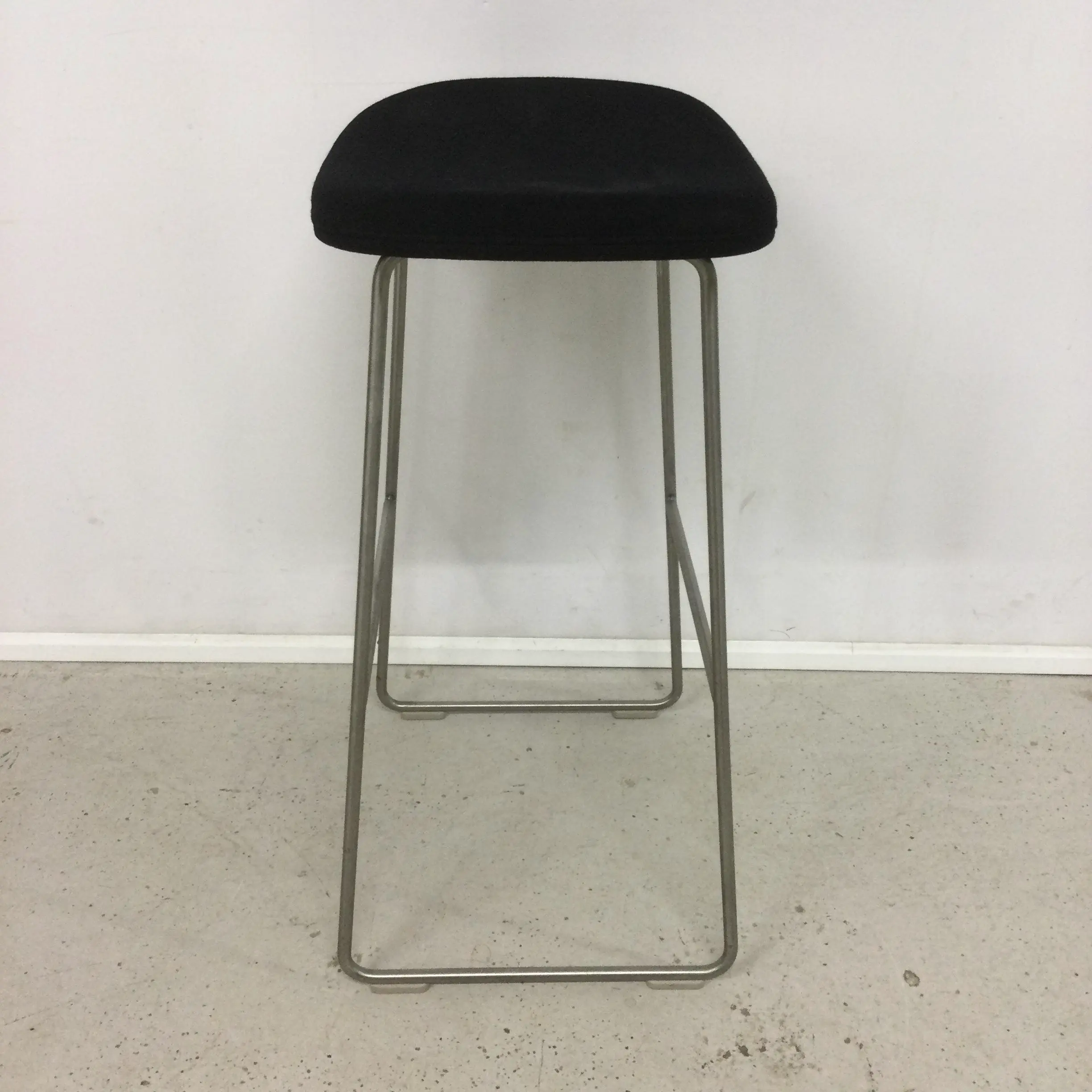 Barstol Morrison Stool Cappellini Svart