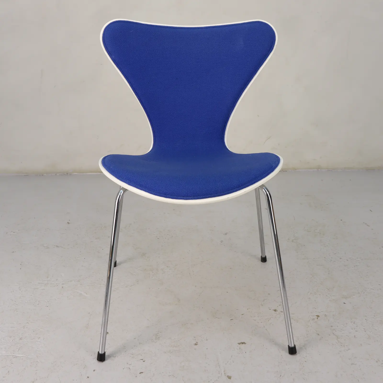 konferensstol sjuan  Fritz Hansen Blue, White