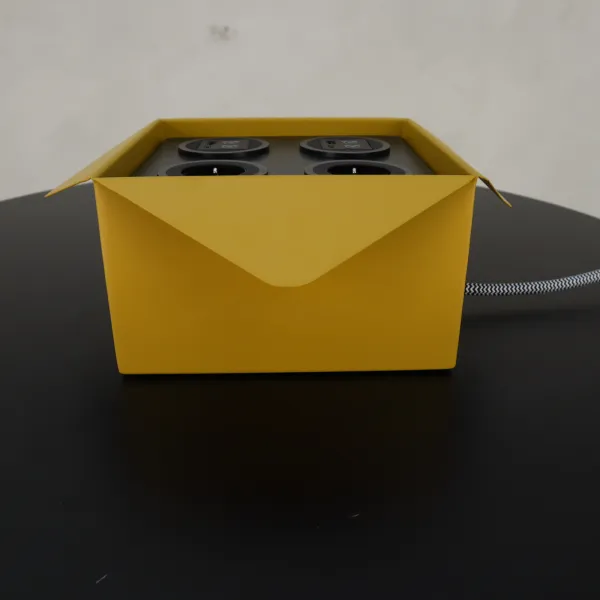 Plåtlåda Picnic med powerdot Materia Black, Yellow