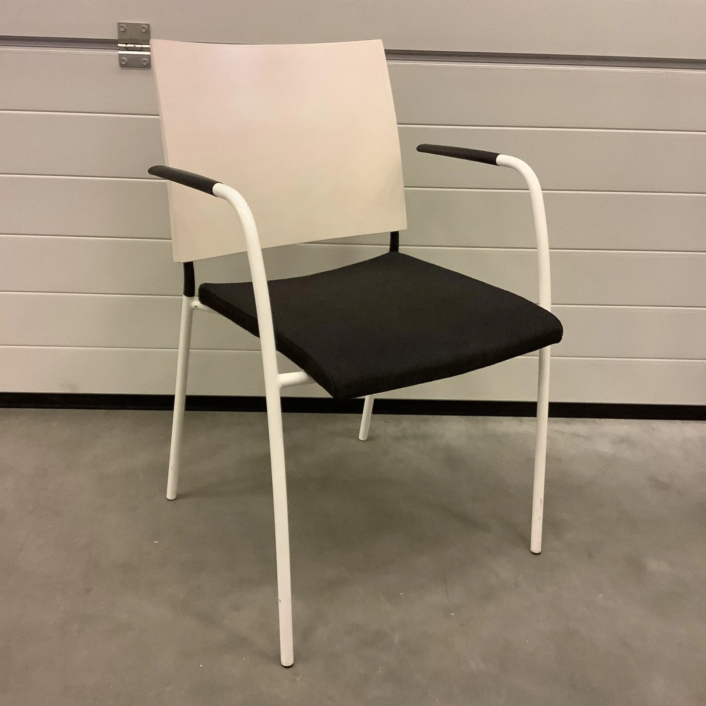 Konferensstol spira  Lammhults Black, White