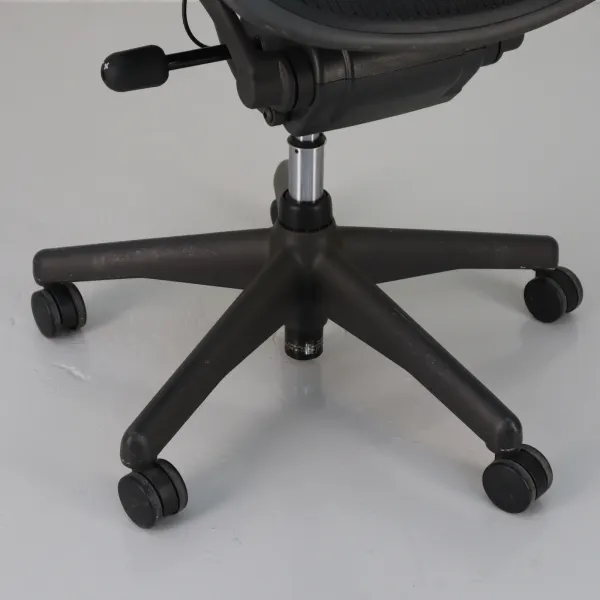 Kontorsstol Aeron Medium Herman Miller Svart