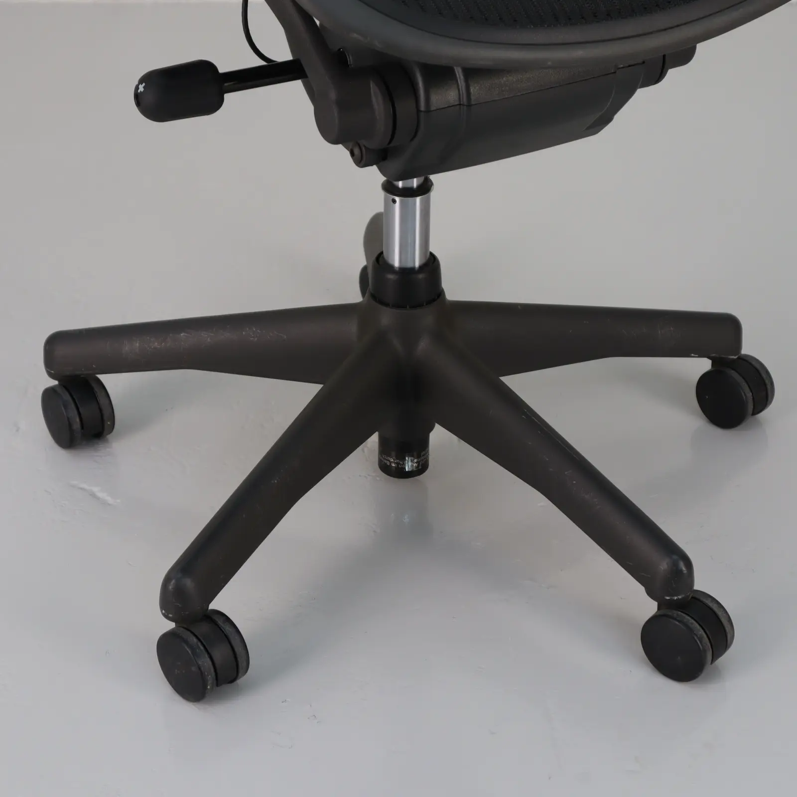 Kontorsstol Aeron Medium Herman Miller Black