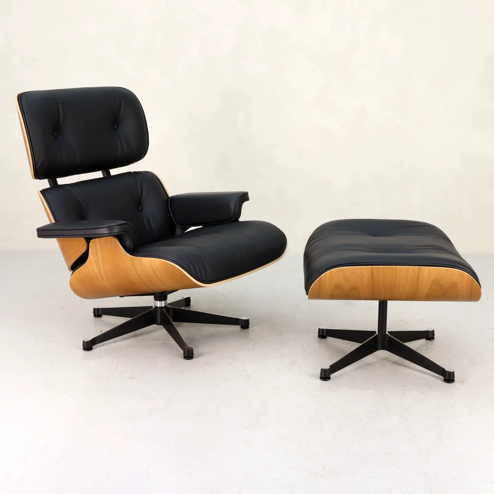 Fåtölj Lounge Chair Ottoman Vitra 