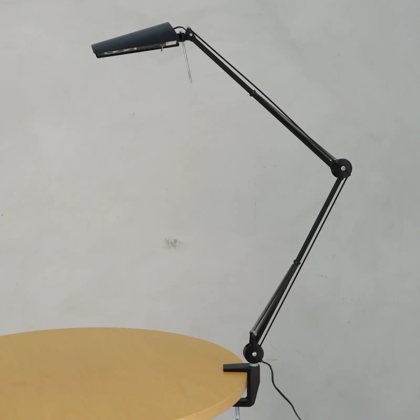 Skrivbordslampa Air Led Luxo Svart