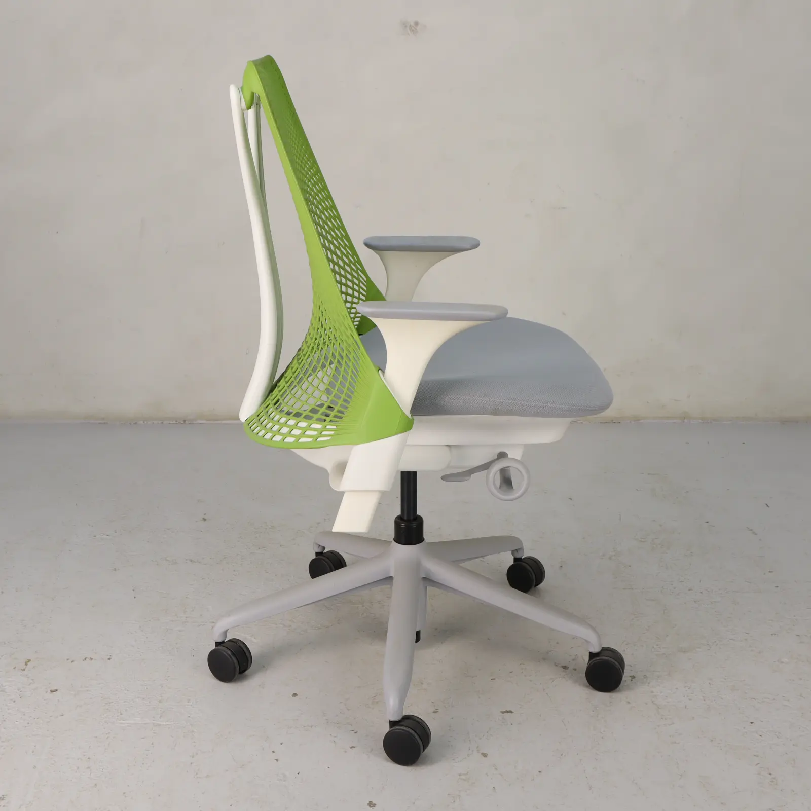 Kontorsstol Sayl Herman Miller Green