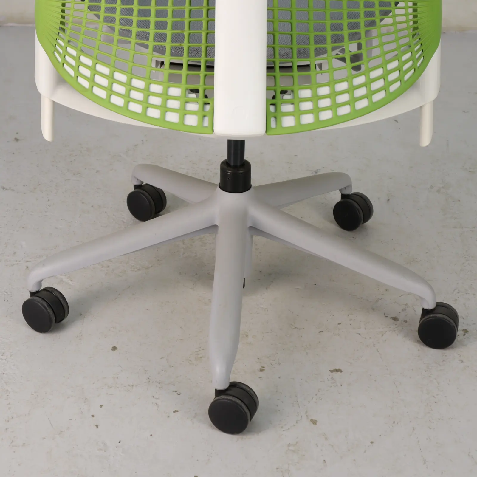 Kontorsstol Sayl Herman Miller Green